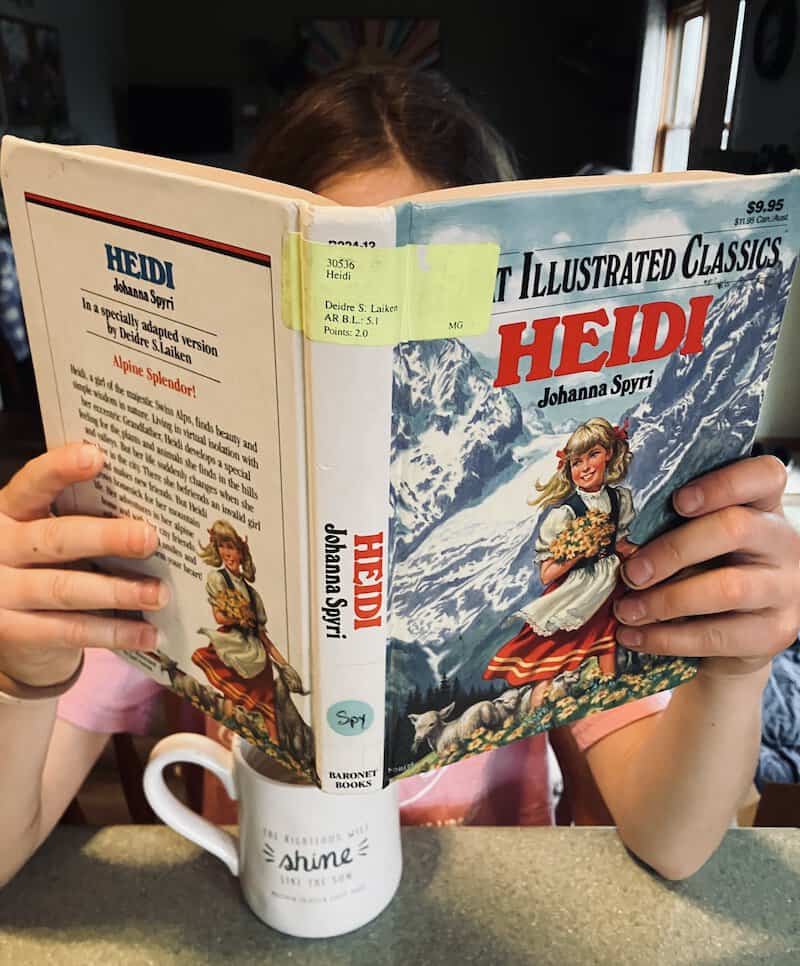 This image has an empty alt attribute; its file name is heidi-illustrated-classics-book-review.jpg